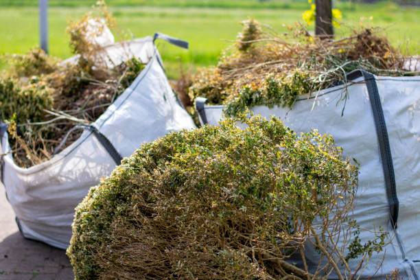 Best Garage Cleanout  in West, TX